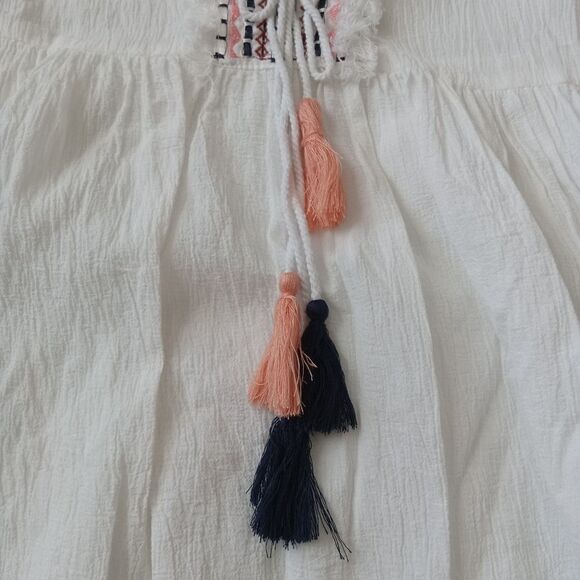 Hailey & Co. White Embroidered Bohohemian Fringe Tassel Blouse Women's Medium - Picture 7 of 12